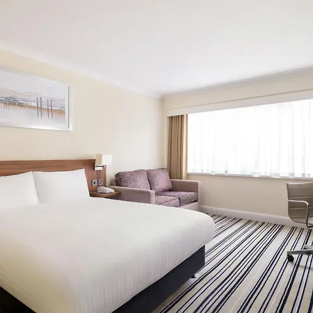 Holiday Inn Ipswich By Ihg Exterior photo