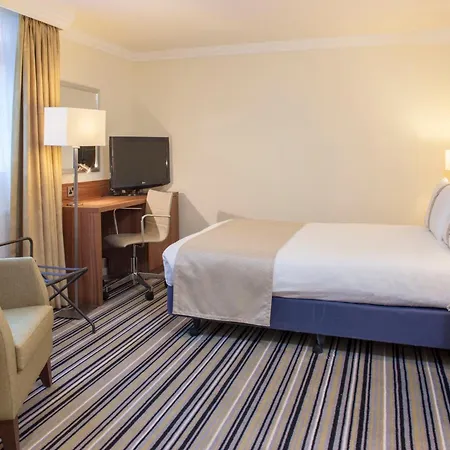 Holiday Inn Ipswich By Ihg Exterior photo