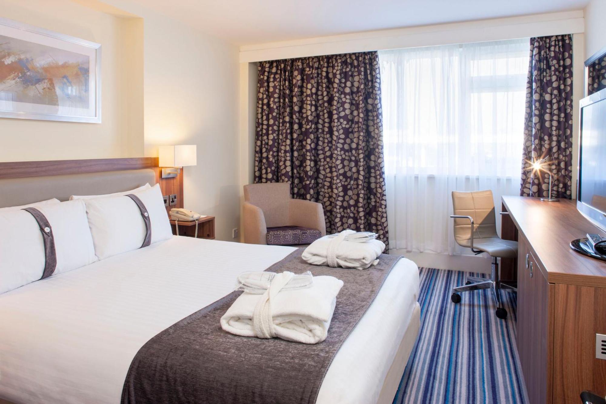 Hotel By Ihg 4*